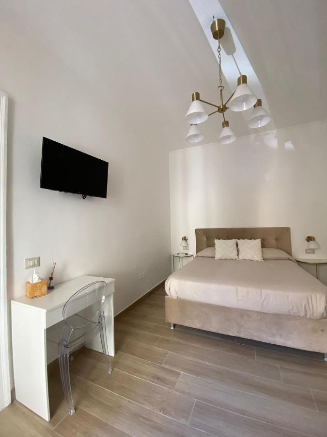 Paura Suite Apartment Неаполь Экстерьер фото